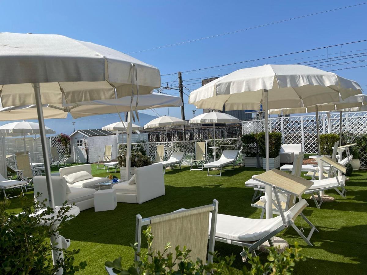 Tribus Boutique Hotel Torre Annunziata Buitenkant foto