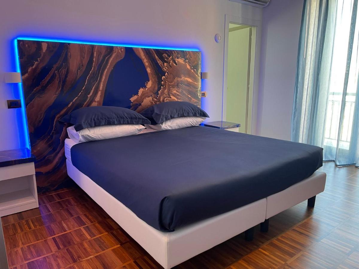 Tribus Boutique Hotel Torre Annunziata Buitenkant foto